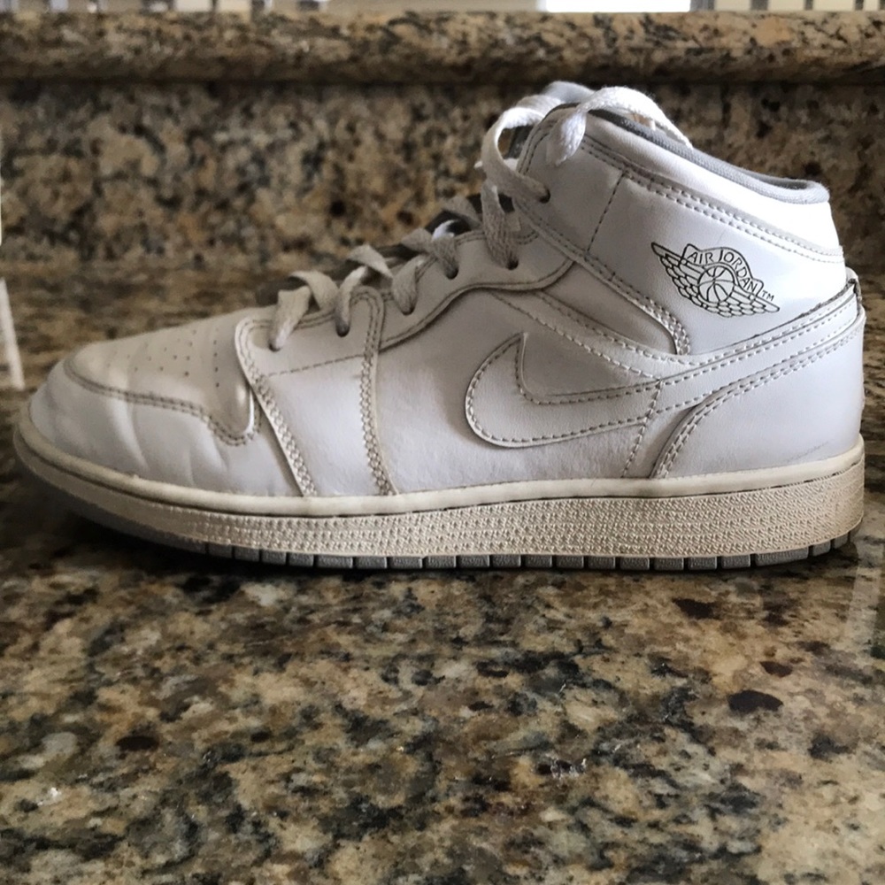 Jordan 1 all white